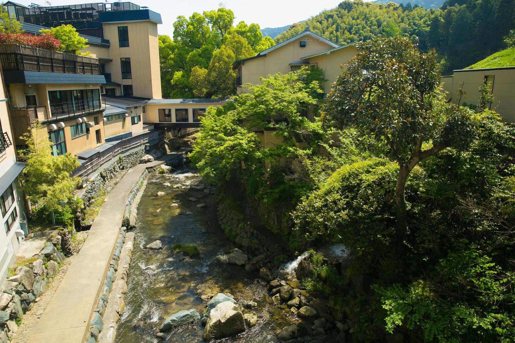 Nansuikaku Hotel Miyawaka Exterior foto