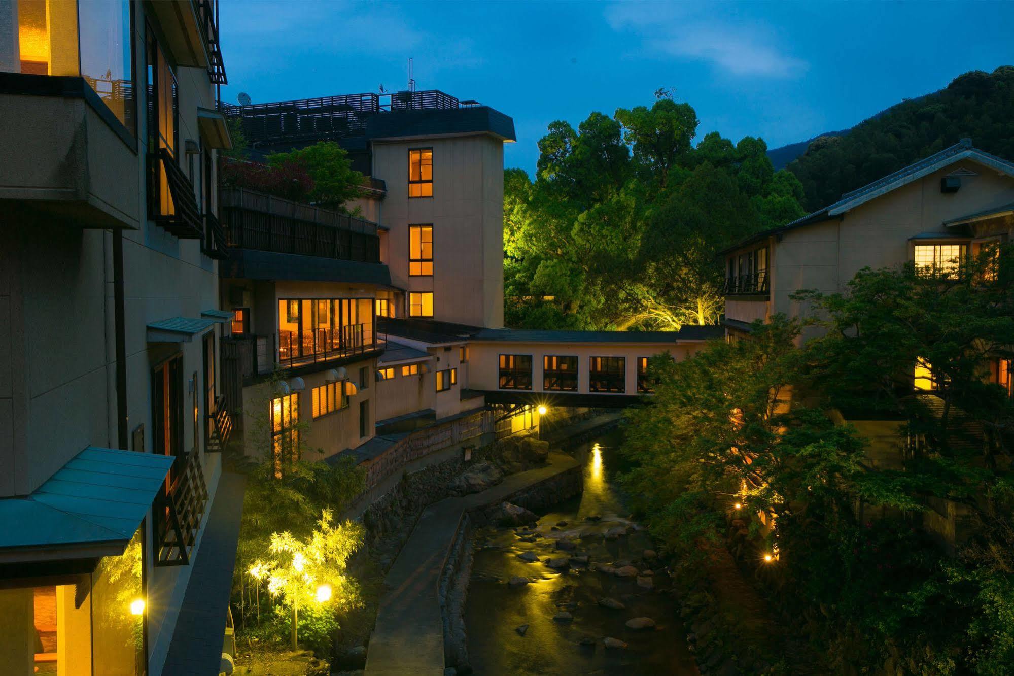 Nansuikaku Hotel Miyawaka Exterior foto